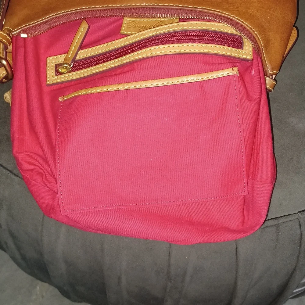 Dooney and Bourke Pebble Leather bag mid size - Picture 7 of 9